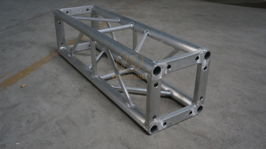 bolt-truss-(1).jpg